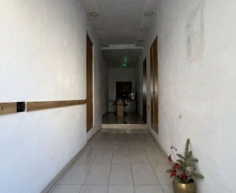 SHOP FOR RENT 36 M2 HOXHA TAHSIN STREET 45,000 LEKE FH-67528