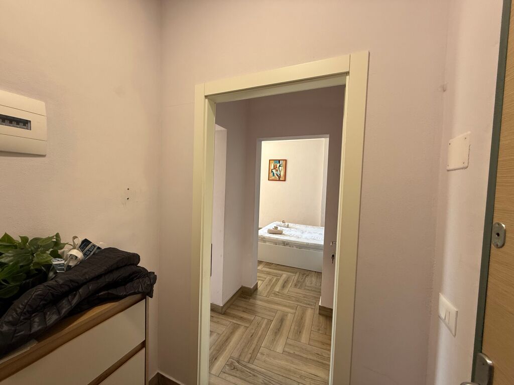 SHITEN, 2 x STUDIO  ISH STADIUMI DINAMO, TIRANË