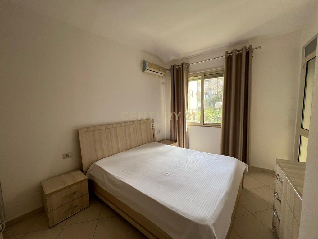 affittasi 1+1 al Lago Secco  550