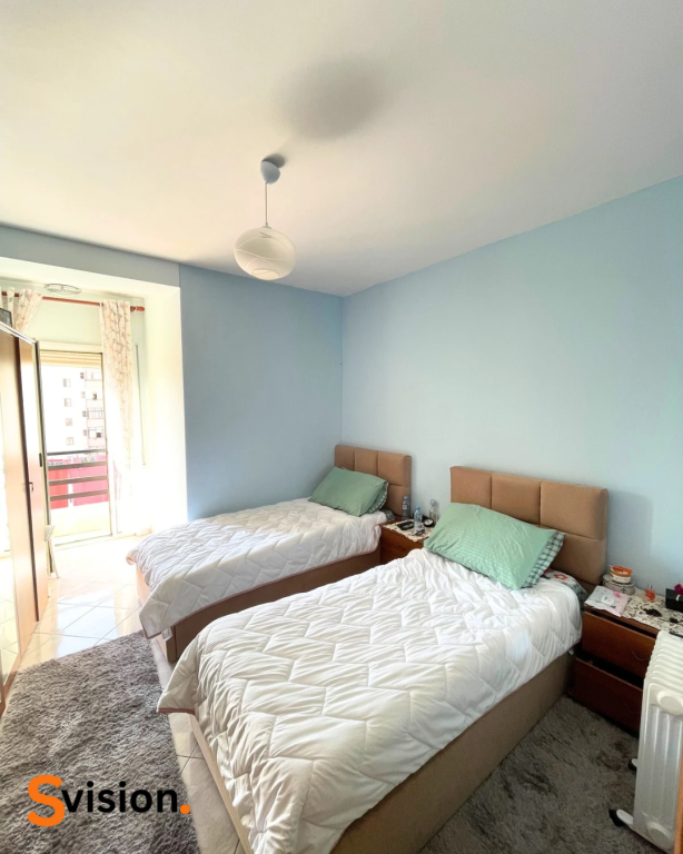 Apartament 2+1, 87.9m2,140.000 EURO (Durres,afer qendres )