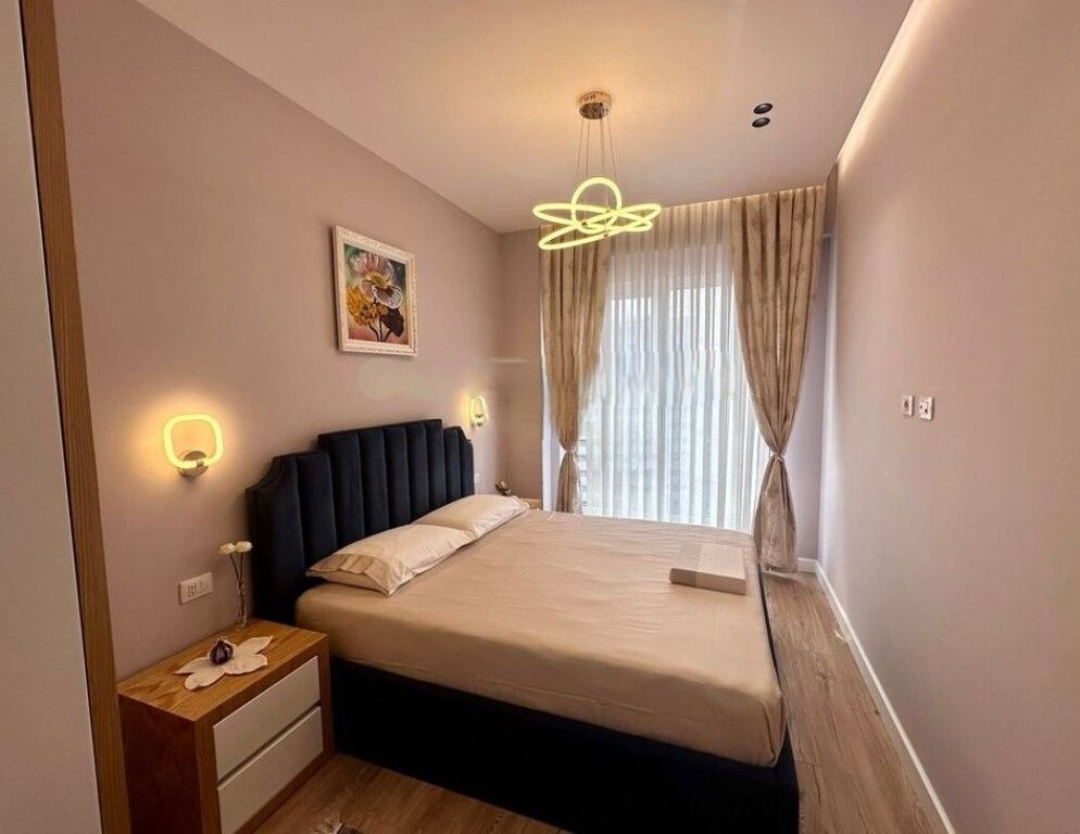 LUXURY APARTMENT FOR RENT IN THE MAGNET COMPLEX!