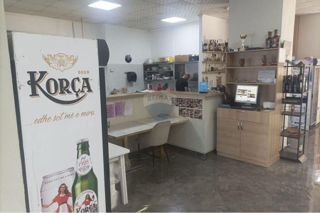 Shitet Biznesi Bar-Restorant në Yzberisht
