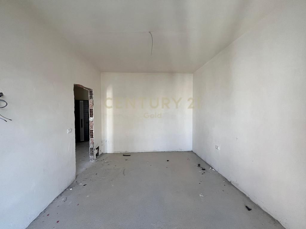 SHESIM APARTAMENT 1+1 PRANE SPITALIT AMERIKAN 2! 126,000 €