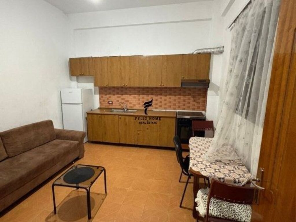 APARTAMENT ME QERA 1+1 RRUGA JORDAN MISJA 35.000 LEKE FH-67505