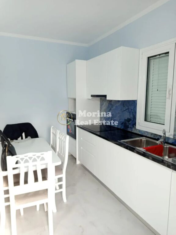 Qera | Vilë 2 + 1 | Qytet Studenti | 400 €/muaj