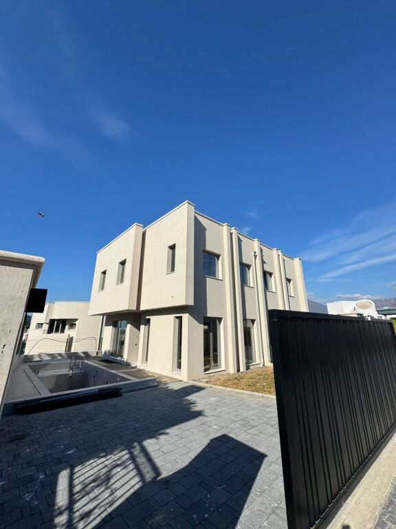 VILE PER QERA PROCES M OBILIMI