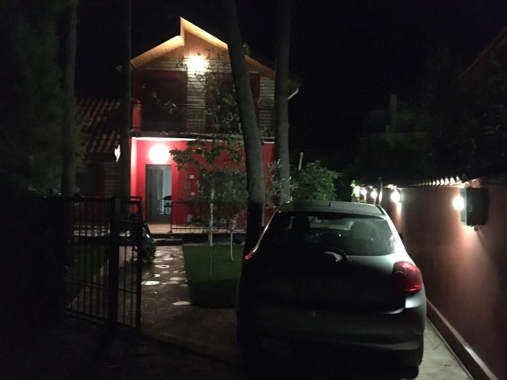 Shitet Vile ne Golem