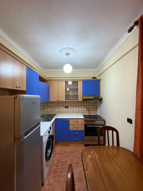 Rent, Private entrance, 1+1+Parking space, 300 Euro/month
