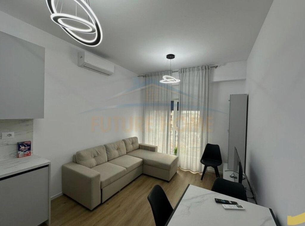 Affitto, Appartamento 1+1, Ali Demi, Tirana