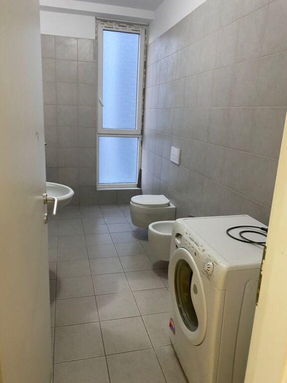 Affitto, Appartamento 2+1+2, Via Jordan Misja, Tirana. Empire67069