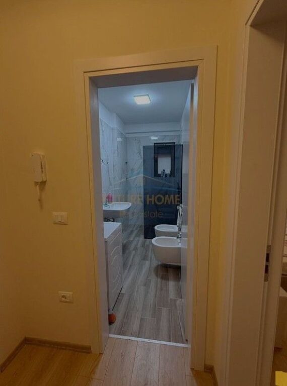 Qera, Apartament 1+1+Post parkimi, Rruga Dervish Hekali, Shkolla e Kuqe, Tiranë