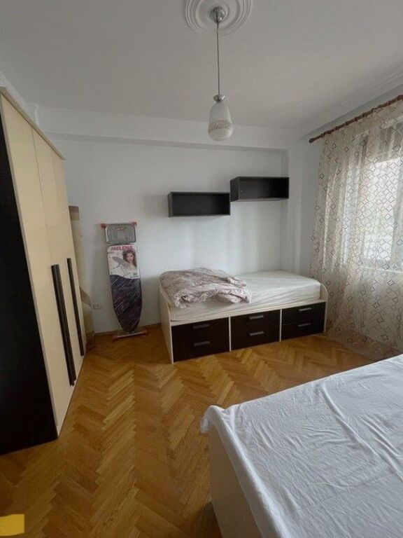 Qera, Apartament 2+1+2, Liqeni Artificiale (Garda), Tirane.