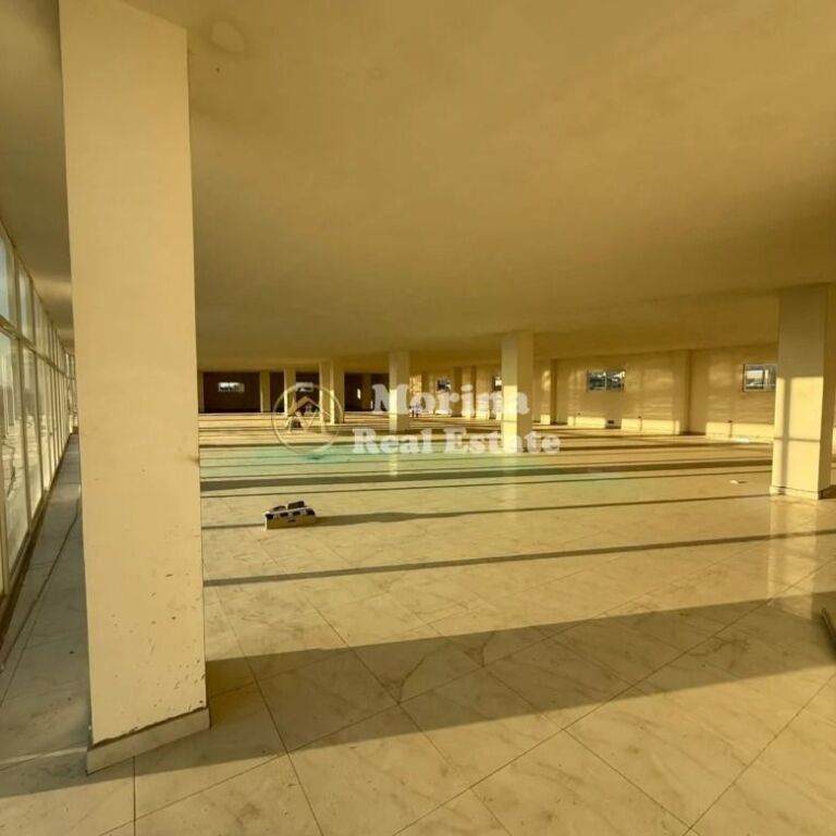 Qera | Ambjent Biznesi | Tapizë | 2000 €/muaj