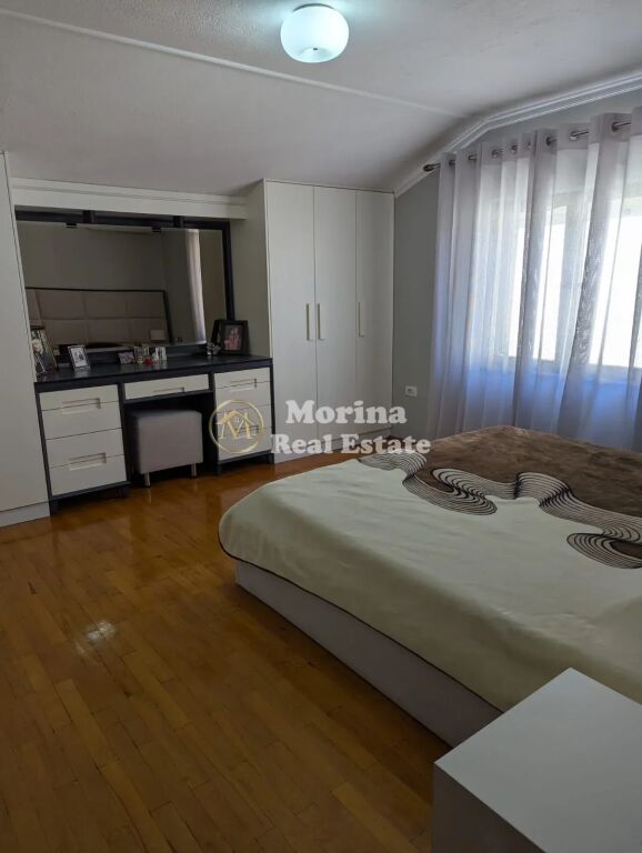 Sale | Shtëpi private 6 + 1 | Don Bosko | 515000 €