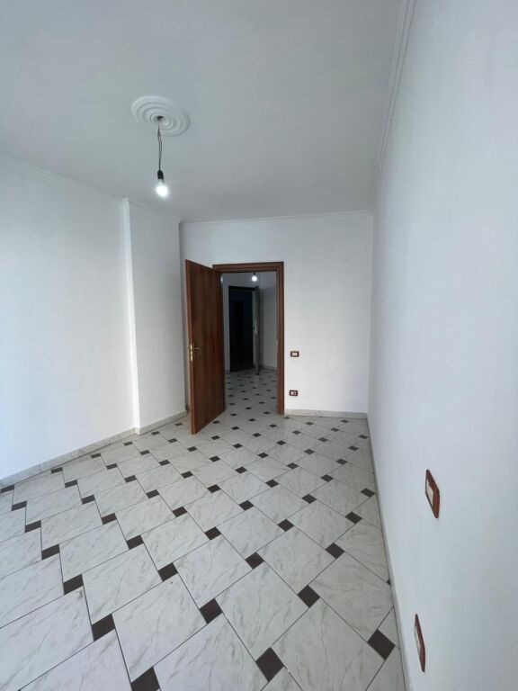 🏡 Apartament në shitje 2+1 – Astir (pranë Bar Bohem)
