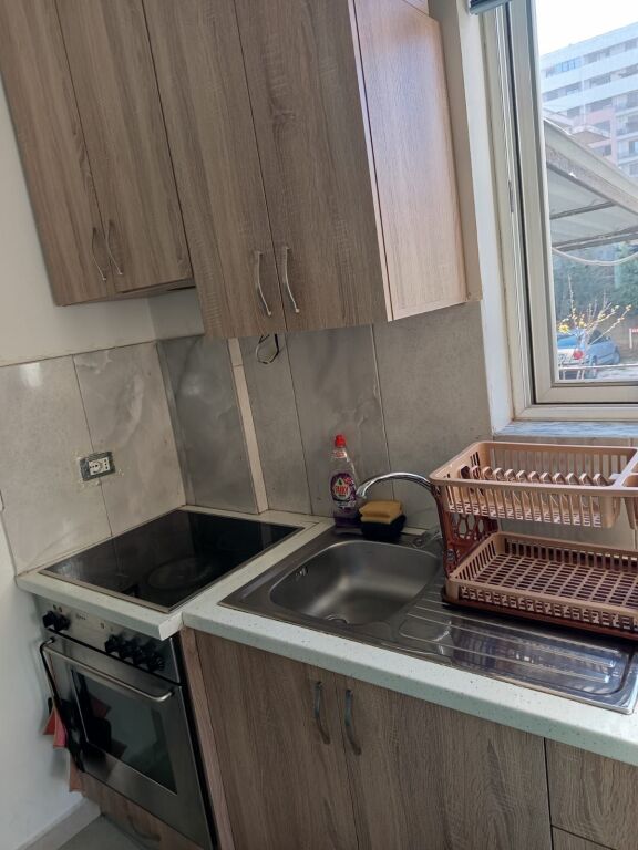 GARSIONERE 25000 LEKE.PASTICERI NELA,ASTIR