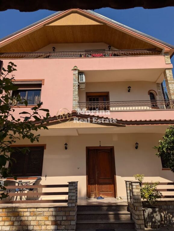 Sale | Shtëpi private 6 + 1 | Don Bosko | 515000 €