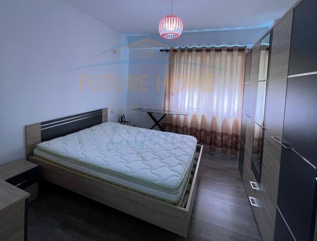 Qera, Apartament 2+1, Ish Parku i Autobuzave, Tirane.