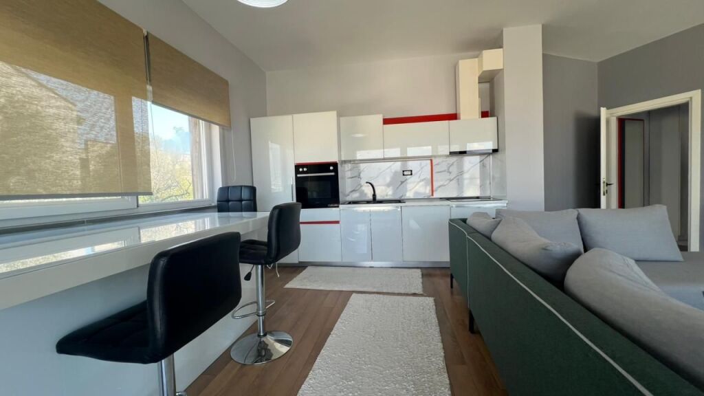 2+1 Apartment for rent at the Botanical Garden!