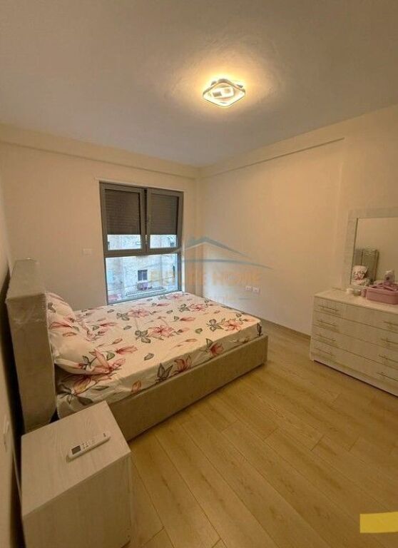 Qera, Apartament 1+1+Post parkimi, Rruga Dervish Hekali, Shkolla e Kuqe, Tiranë