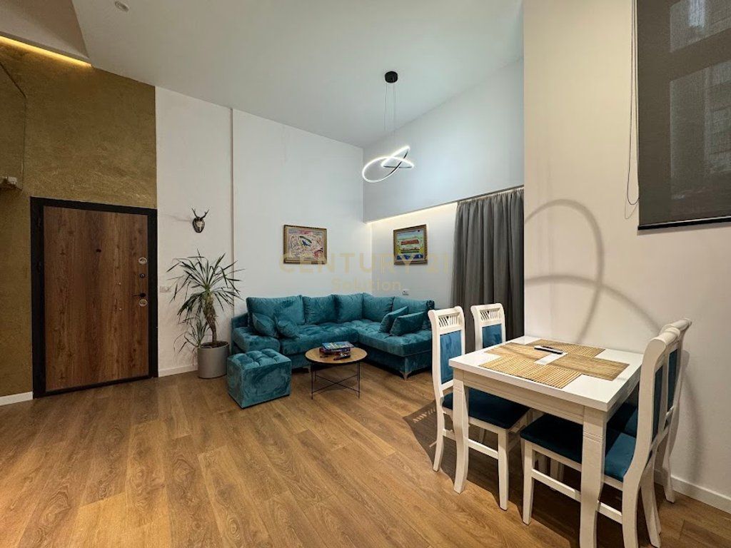 Jepet me qira apartament 1+1 në Laprakë