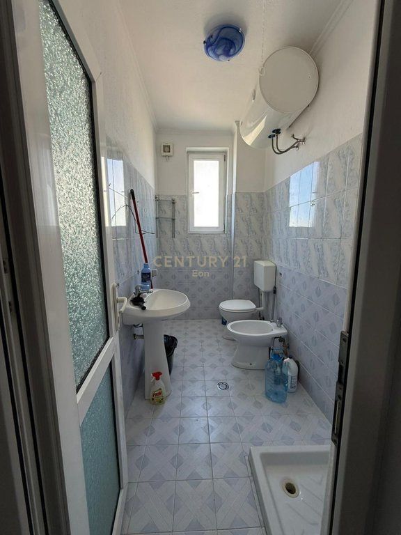 Apartament 1+1 per shitje ne Durres,Plazh