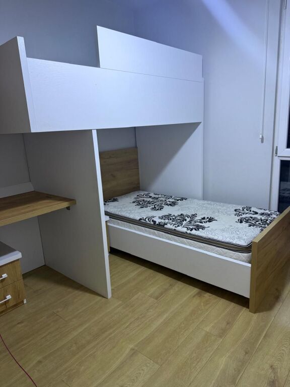 Apartament me qera - Qendra Globe