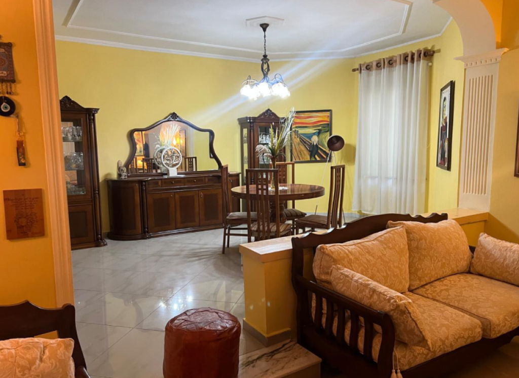 🏡 VILLA 2 FLOORS FOR RENT | Sauk