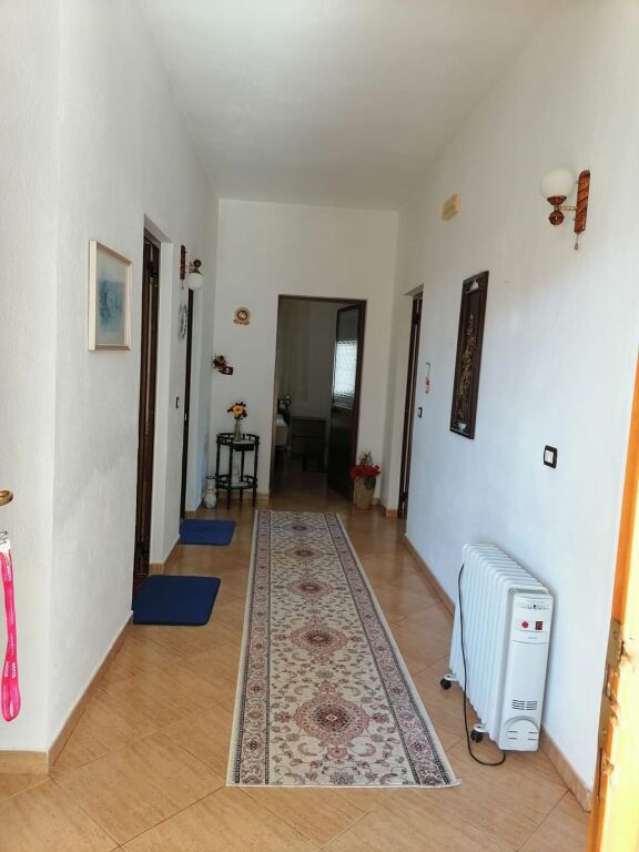 SHITET SHTEPI PRIVATE NE DURRES (PLAZH)