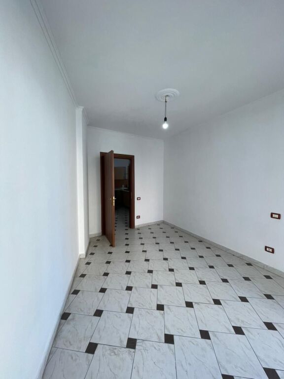 🏡 Apartament në shitje 2+1 – Astir (pranë Bar Bohem)
