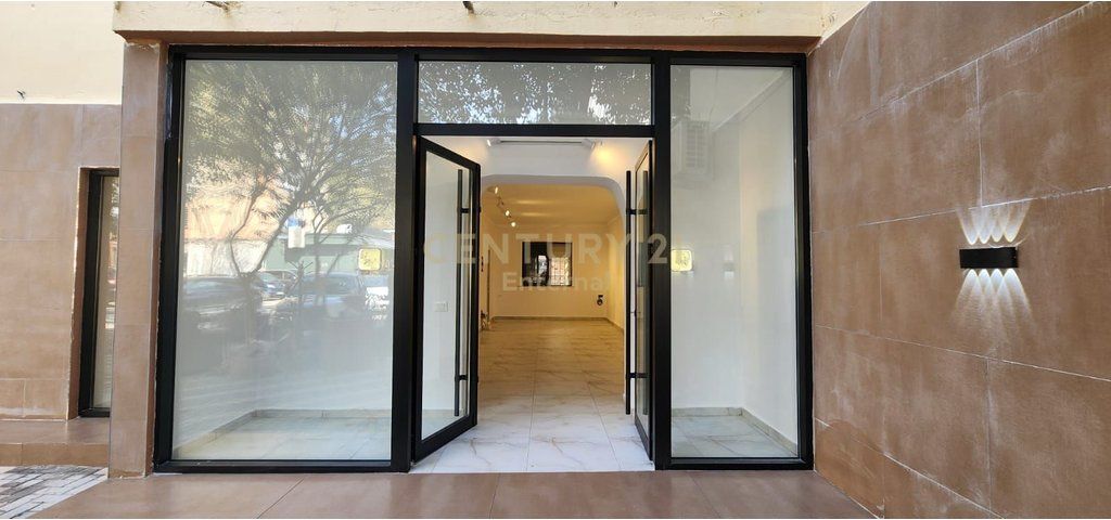 Xhamllik – Commercial space for rent, ground floor, 80 m²