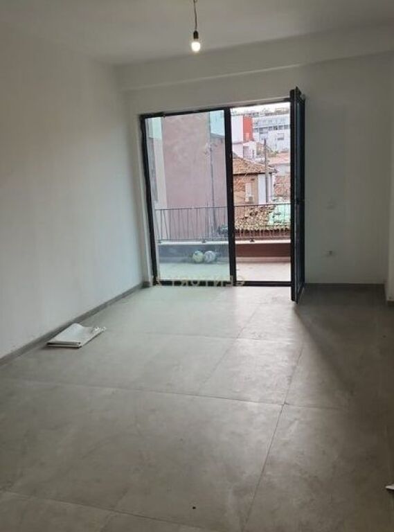 Ufficio in affitto a Myslym Shyr, ' Gardenia '