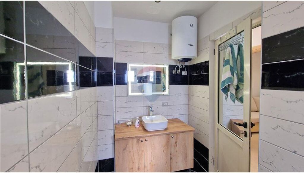 🌊✨ APARTMENT 2+1 FOR SALE – LUNGOMARE, VLORA ✨🌊