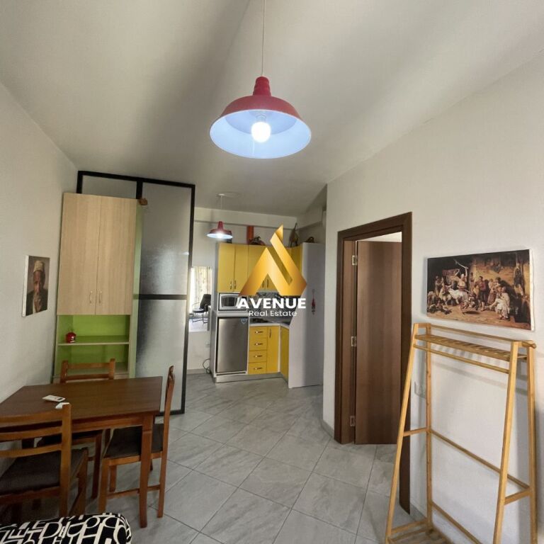 🏡 APARTAMENT 1+1 ME QIRA – ISH TERMINALI JUGLINDOR, TIRANË