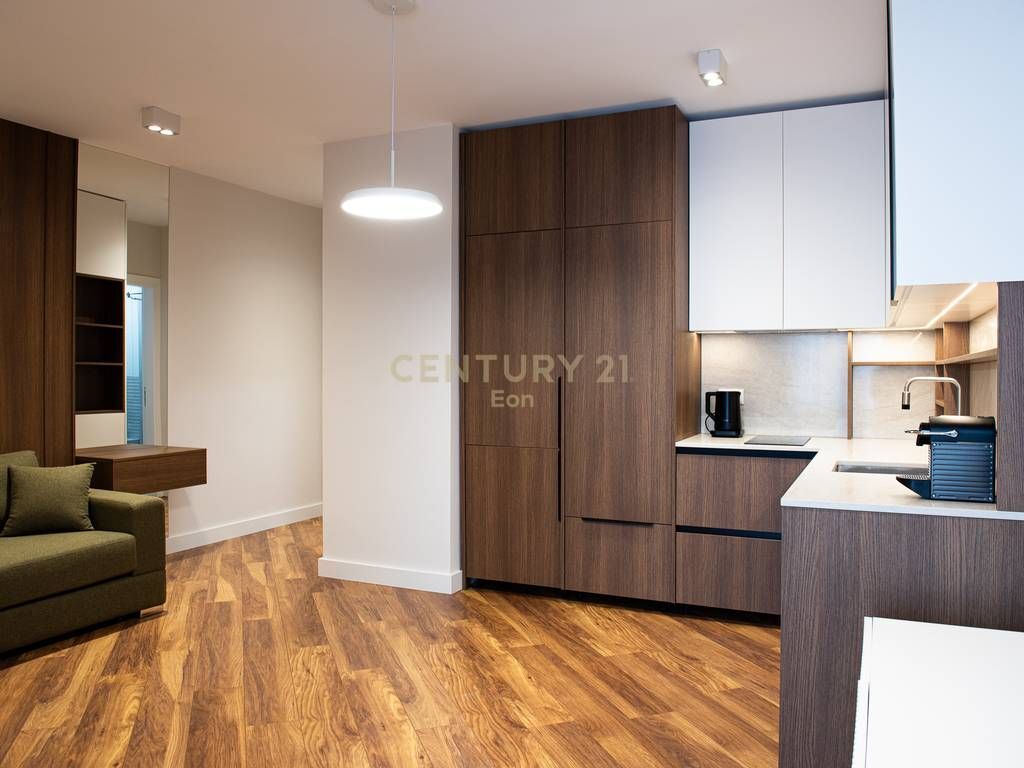 SHITET SUPER APARTAMENT 1+1 NE QENDER TE DURRESIT!