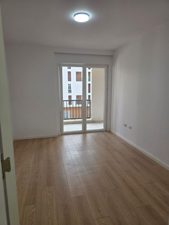 Apartament me qera - Kombinat