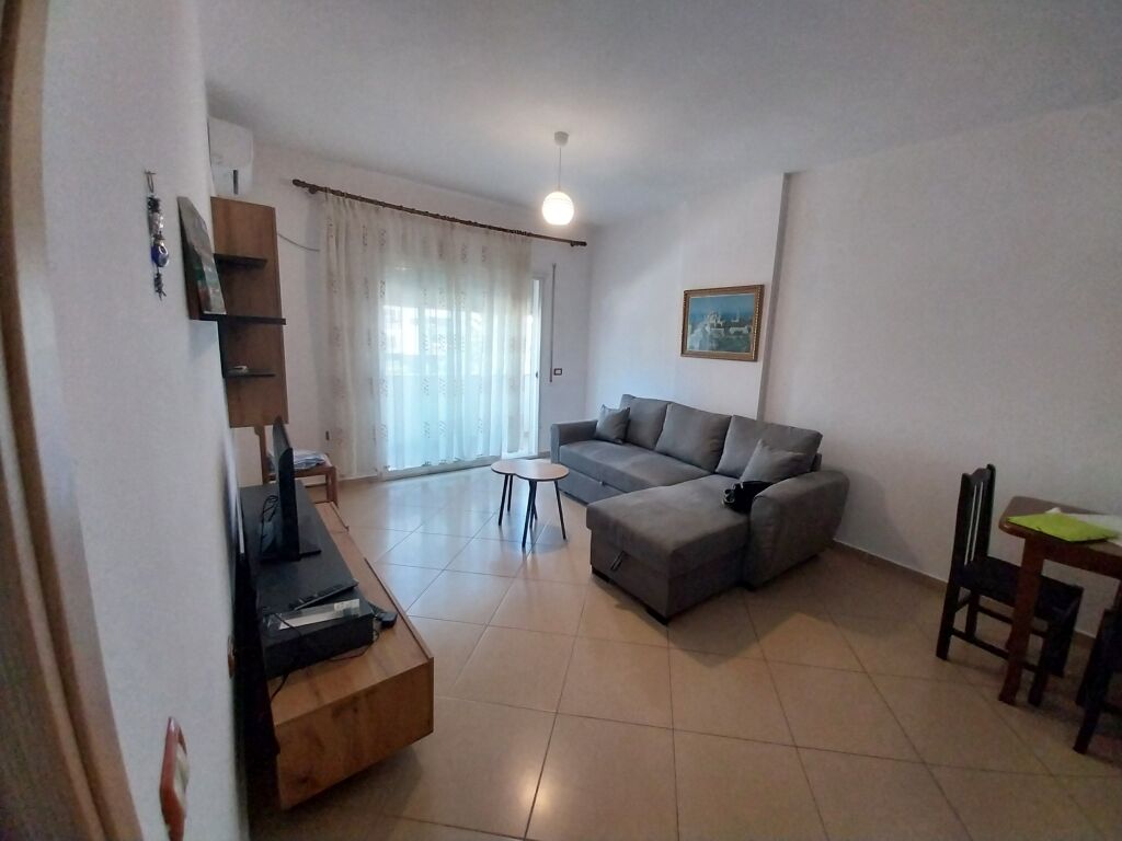 🏡 Appartamento 1+1 in affitto – Tra Astiri/Yzberisht, vicino a Nela6, Tirana ✨