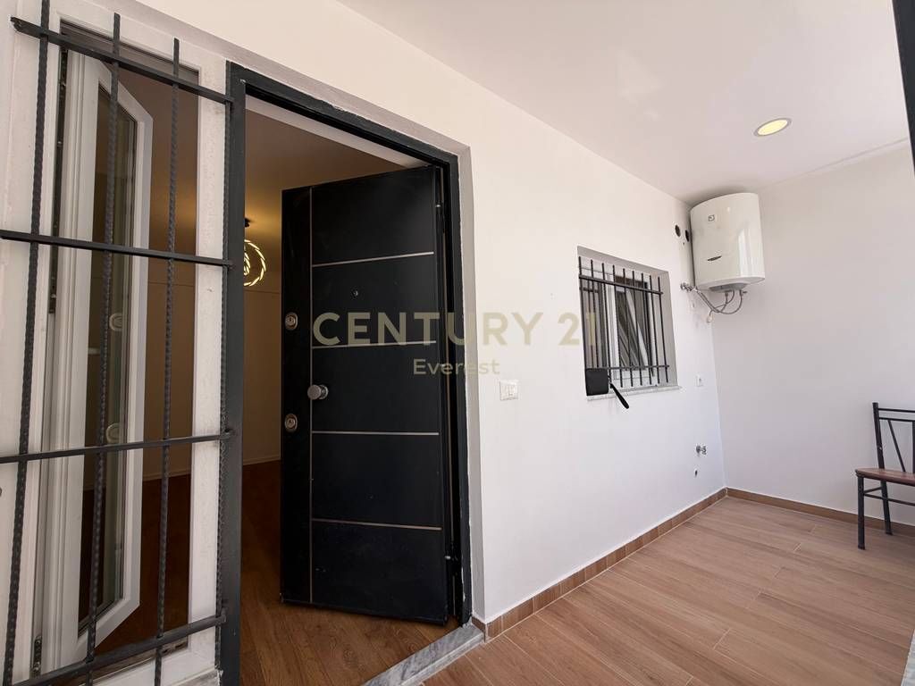 VASIL SHANTO, SHESIM GARSONIERE!