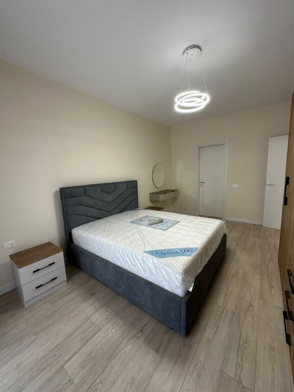 🏡 JEPET ME QIRA APARTAMENT 2+1 + VERANDË | Liqeni i Thatë