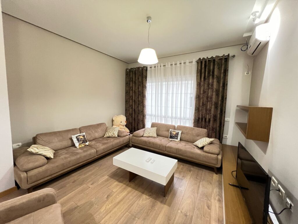 Apartament per shitje 1+1 te Liqeni i Thate