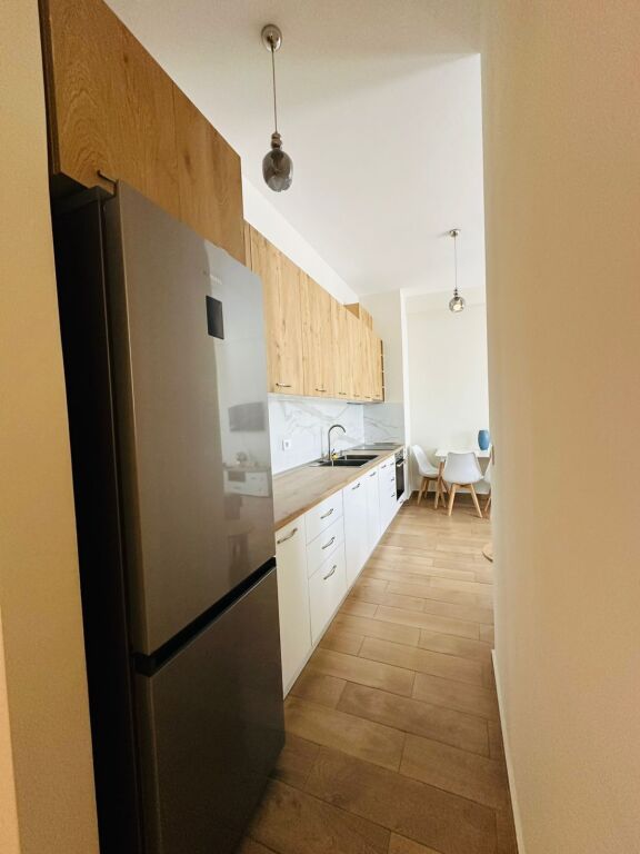 Apartament 1+1 për qira  Rruga Qemal Stafa Tiranë!
