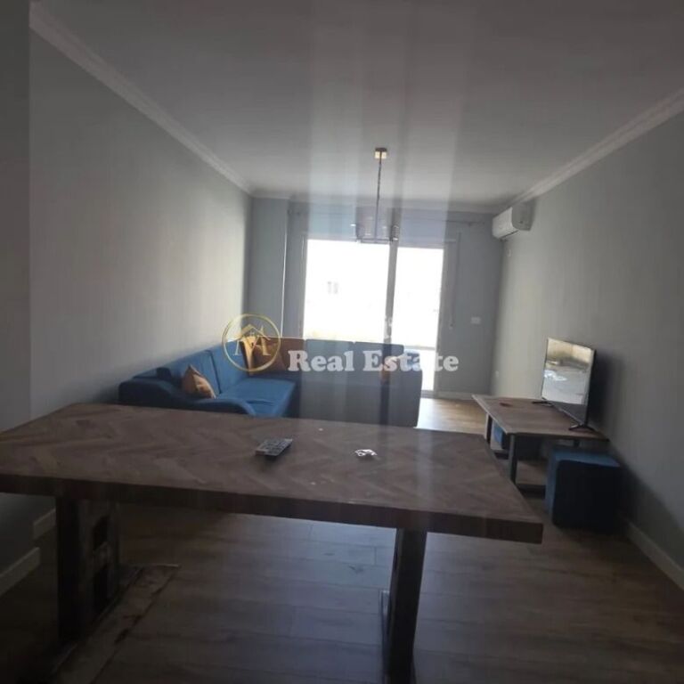 Qera | Apartament 2 + 1 | Fresku | 400 €/muaj