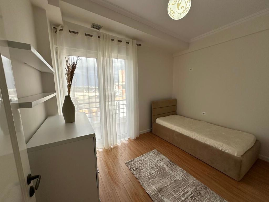 2+1+2 in affitto al Liqeni Thate