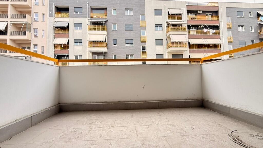 Apartament 1+1 per shitje ne Laprake