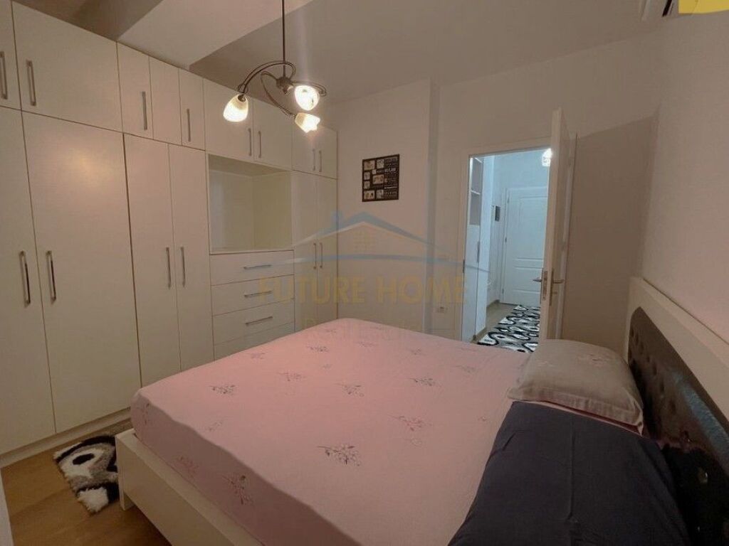 Shitje, Apartament 1+1, prane ish-Venues, Oxhaku, Tirane.