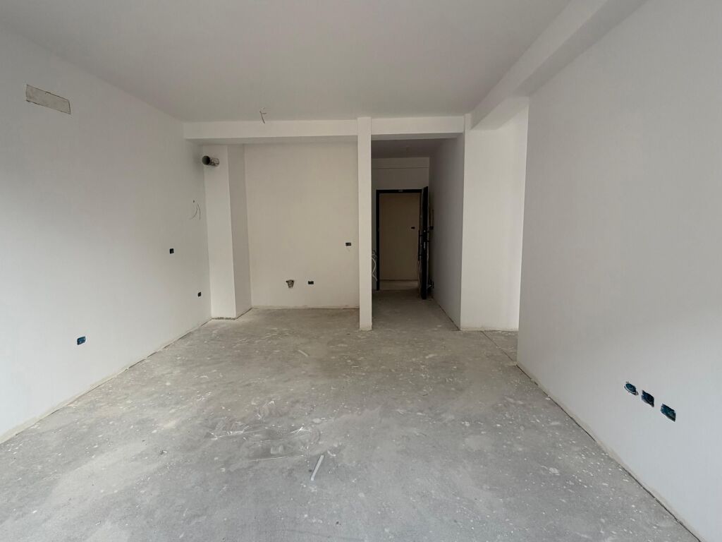 Apartament 2+1 pranë Kryegjyshatës rr.Ali Demi!