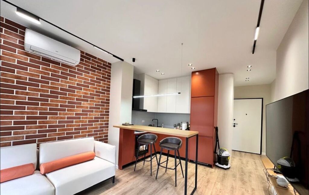 LUXURY APARTMENT FOR RENT