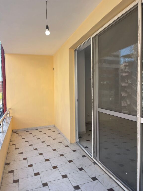 🏡 Apartament në shitje 2+1 – Astir (pranë Bar Bohem)
