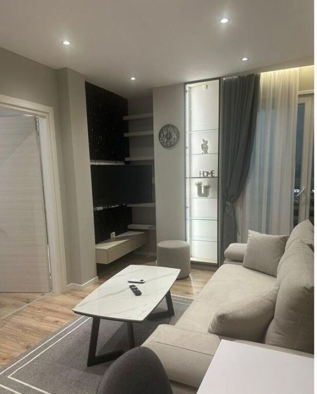 Jepet me qira apartament 1+1 në Laprakë