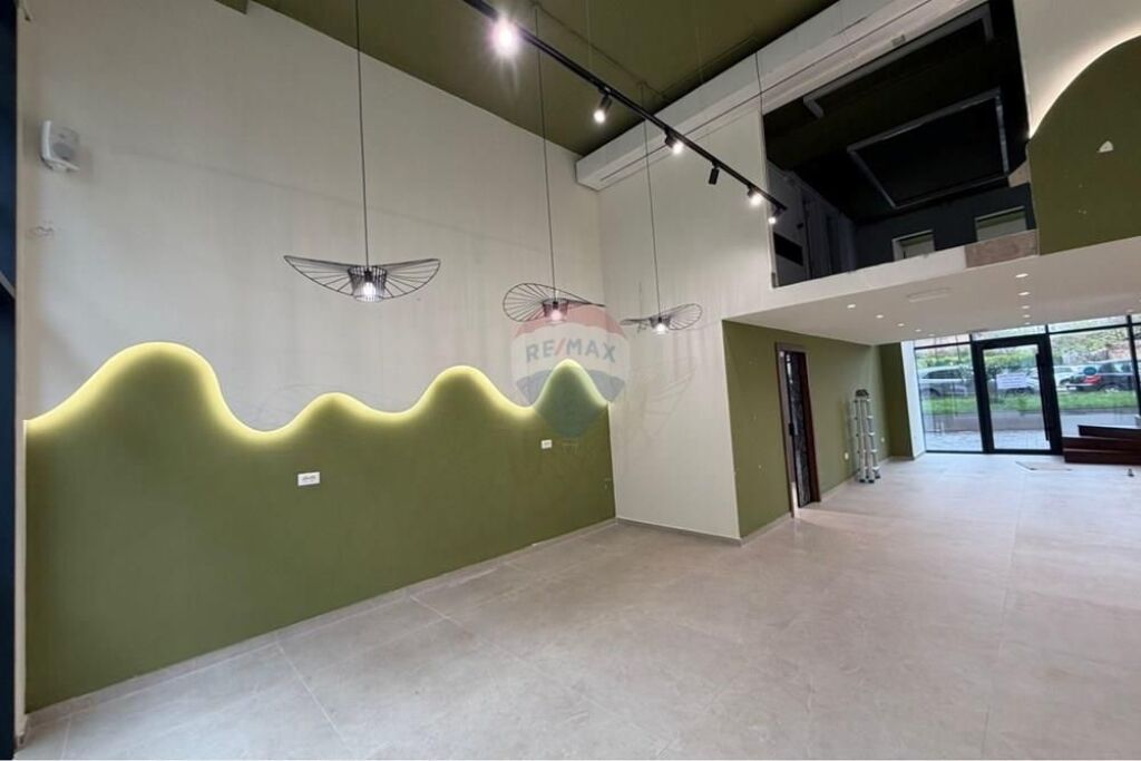 Dyqan - Për Shitje - Porcelan, Tiranë(ID: 530581007-180)